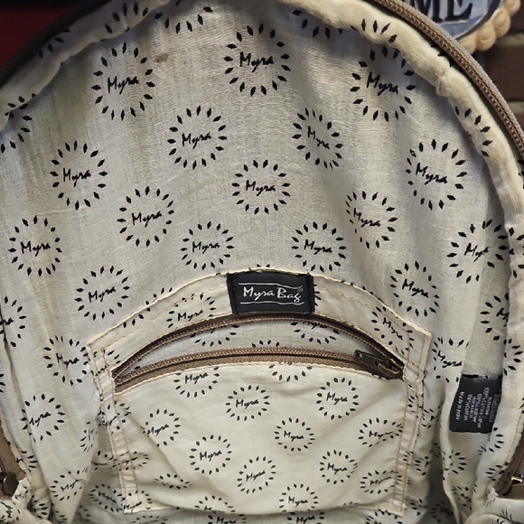 Casual Canvas & Leather Bacpack - Picture 3 of 7